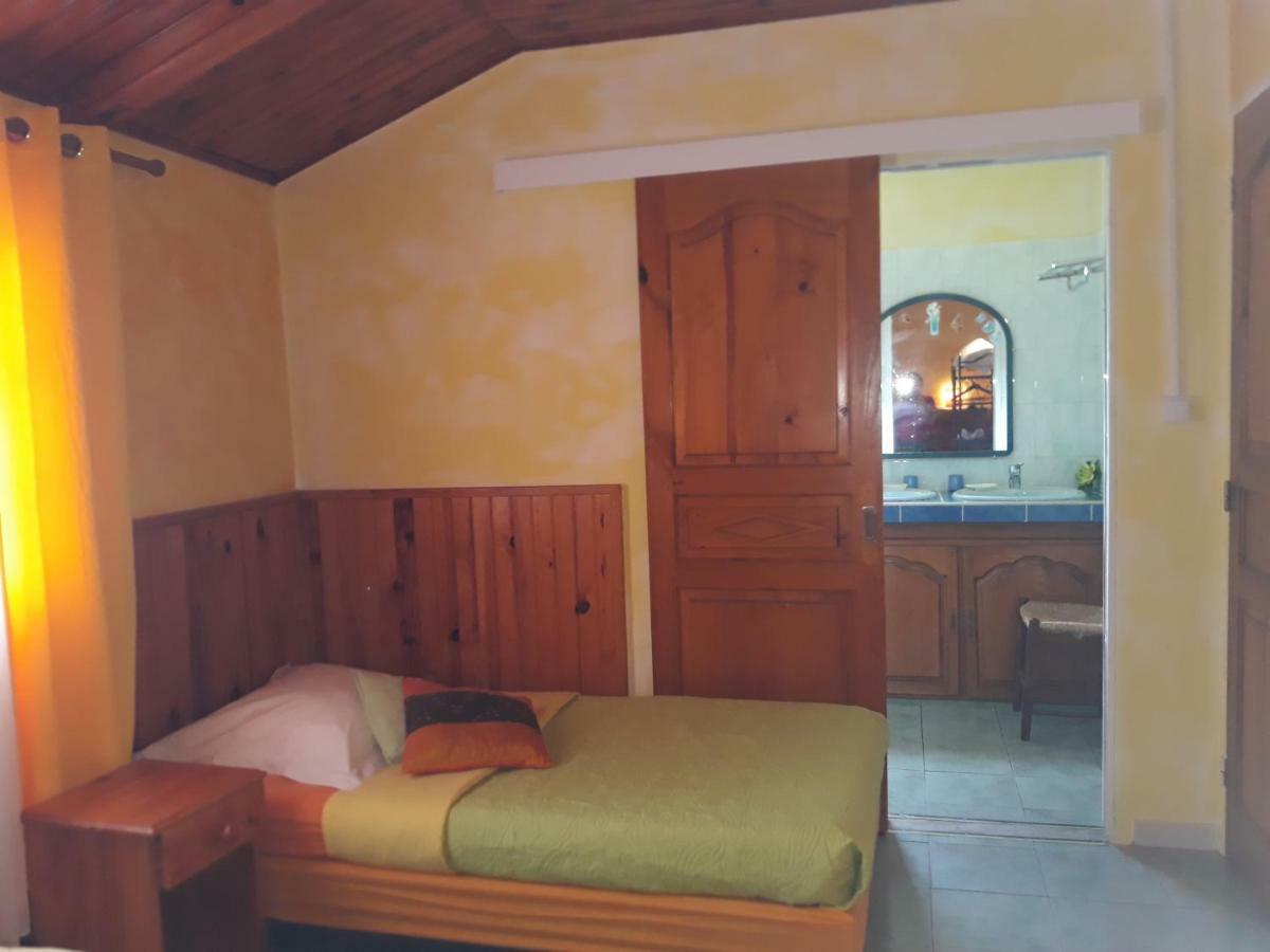 Petite Fleur De Lentilles Bed and Breakfast Cilaos Eksteriør billede